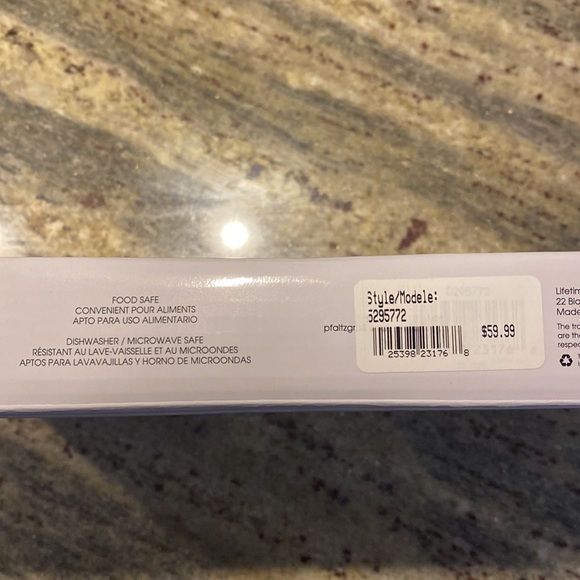 BNIB Pfaltzgraff serving platters 🎄 - Picture 3 of 3